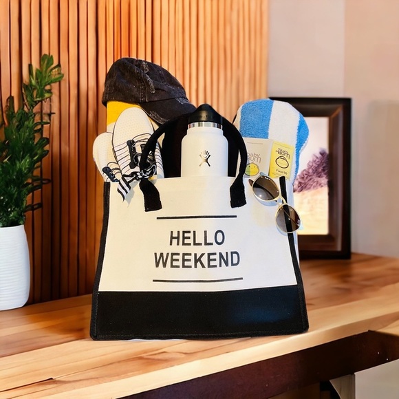 New Woman's Black & White Large Canvas Handle Bag Versatile Durable & Fun - Picture 3 of 7